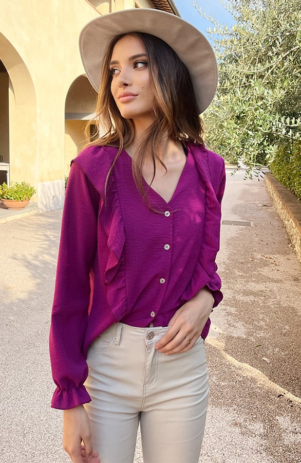 Magenta Ruffle Blouse Ruffle V-hals Blouse Magenta | fashionmusthaves.nl